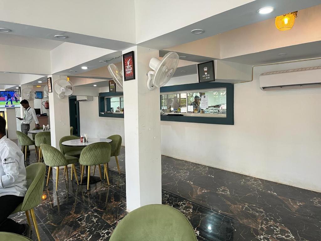 Hotel Eco Park Rewa Zewnętrze zdjęcie