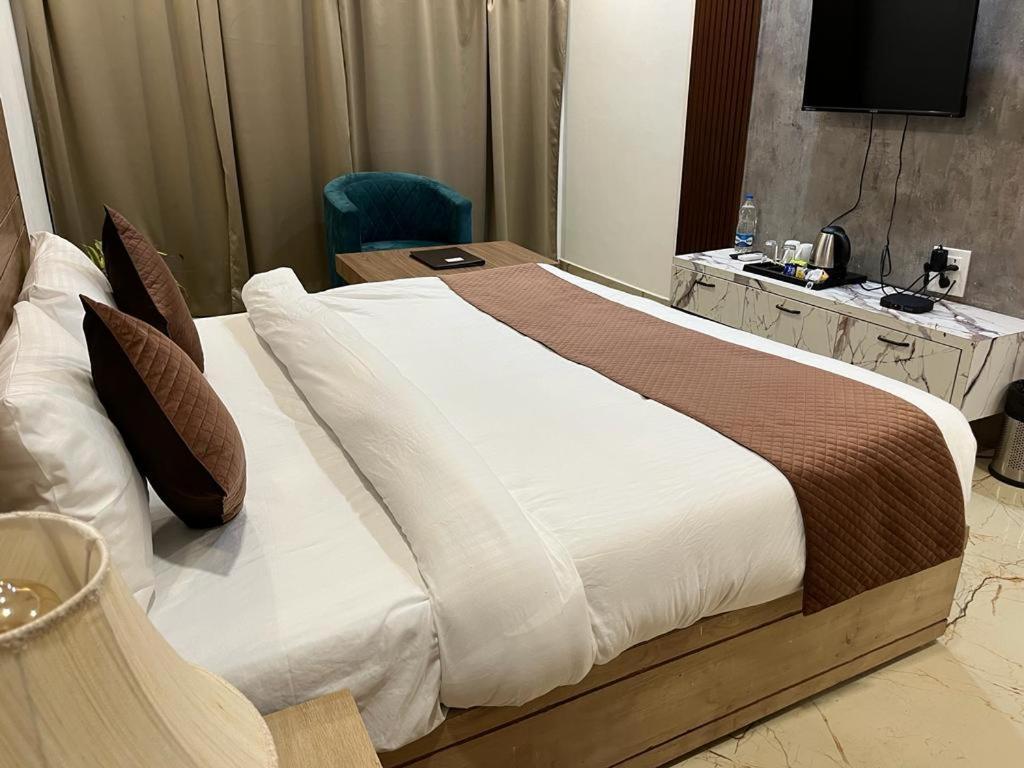 Hotel Eco Park Rewa Zewnętrze zdjęcie